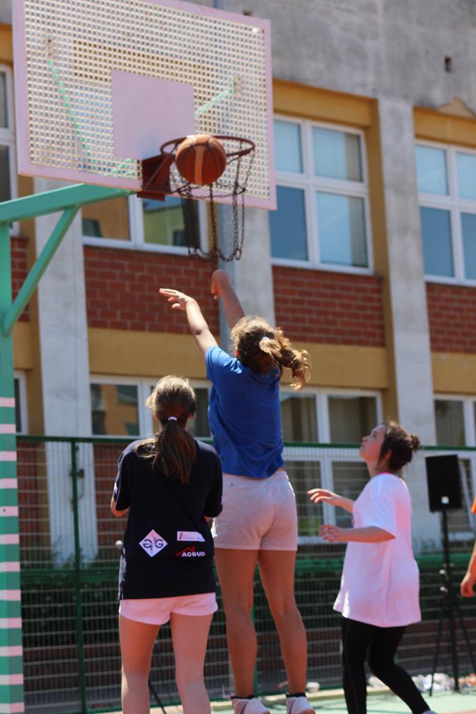 Turniej koszykarski Streetball 3x3 cz3