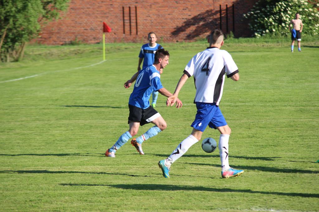 Klasa A: Albatros - Błękitni 0:5 (0:3)