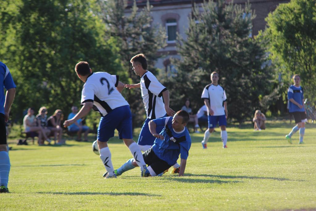 Klasa A: Albatros - Błękitni 0:5 (0:3)