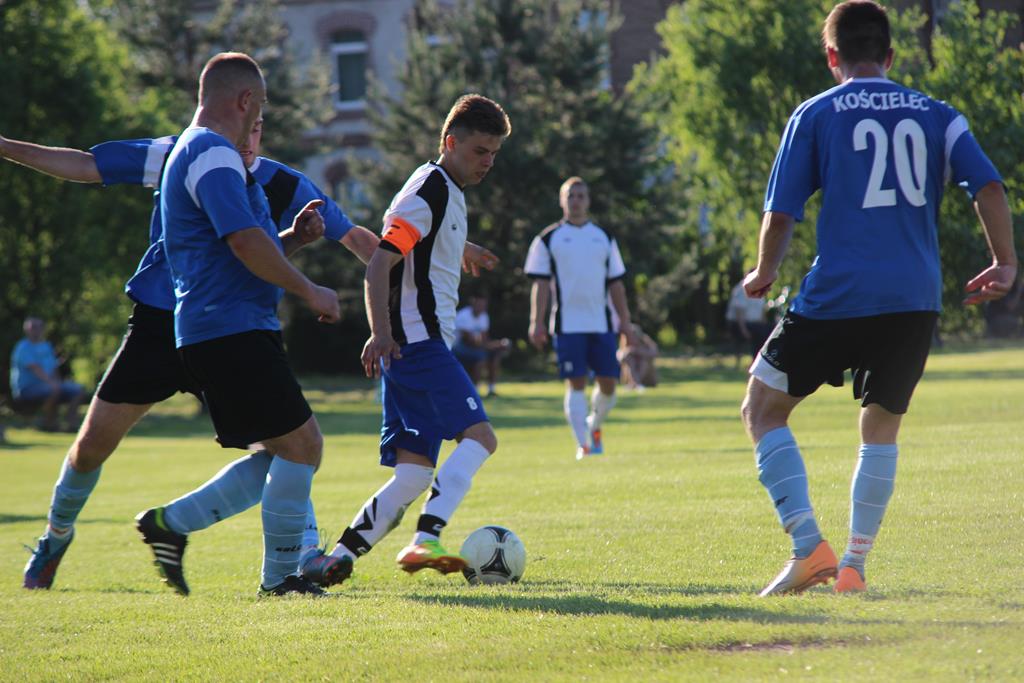 Klasa A: Albatros - Błękitni 0:5 (0:3)