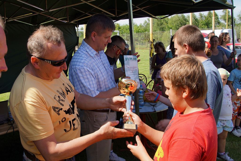 Roześmiane boisko w Kochlicach