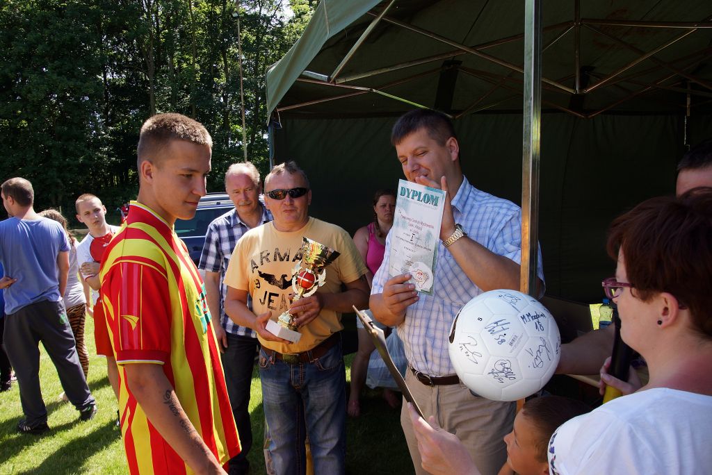 Roześmiane boisko w Kochlicach