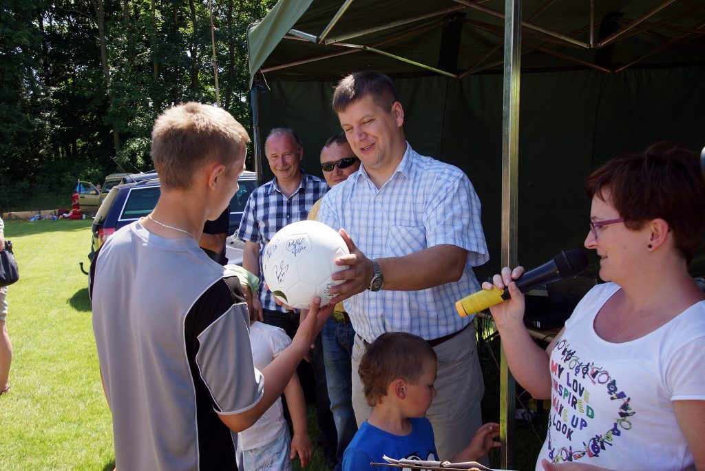 Roześmiane boisko w Kochlicach