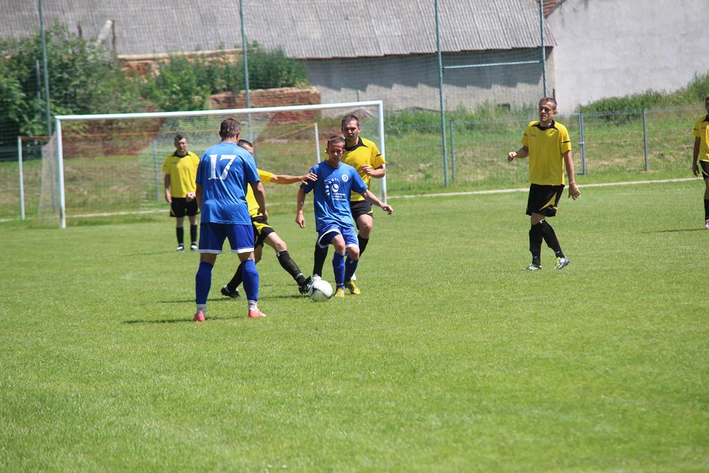Klasa B: Kaczawa II - Korona 4:1 (2:1)