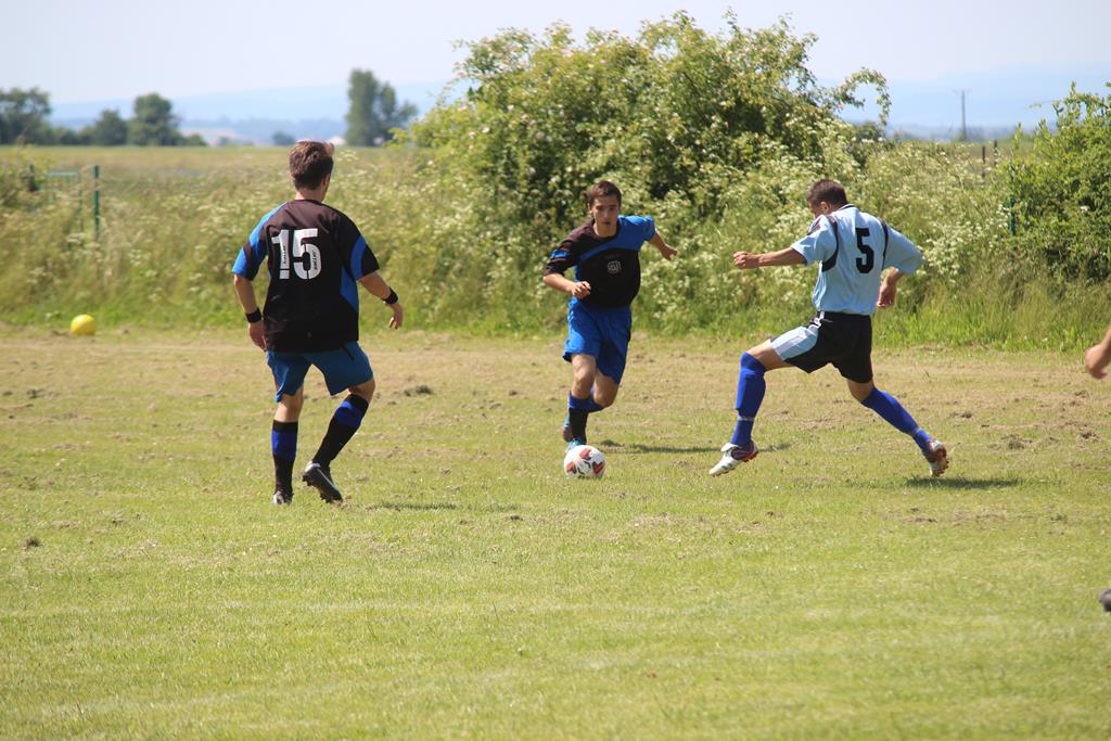 Klasa B: Czarni - Cicha Woda 7:3