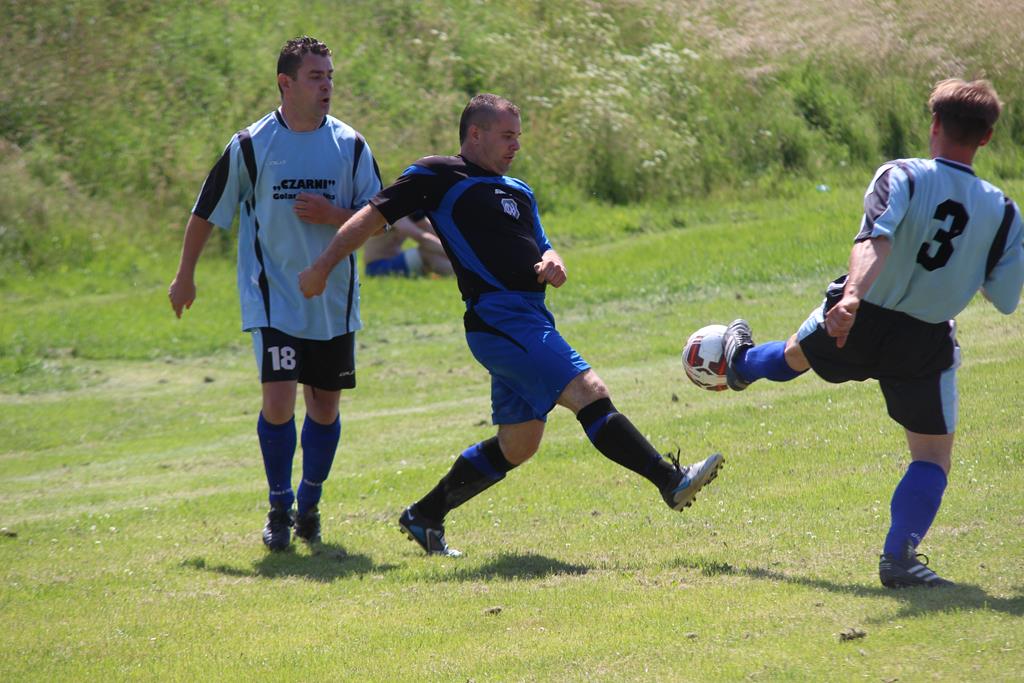 Klasa B: Czarni - Cicha Woda 7:3
