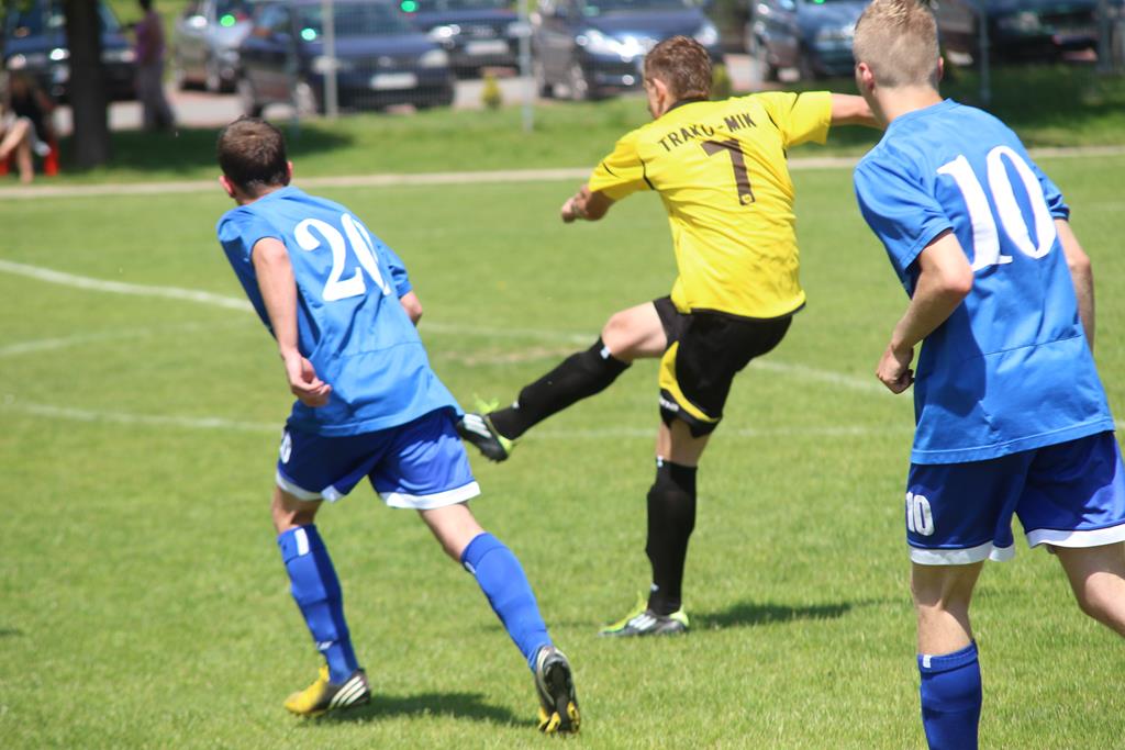 Klasa B: Kaczawa II - Korona 4:1 (2:1)