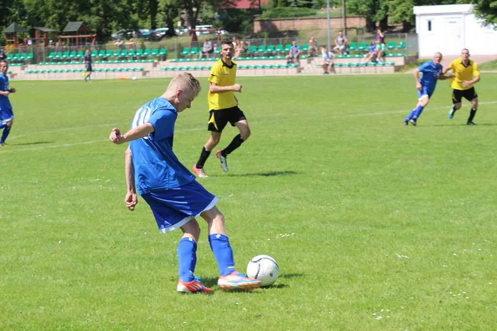 Klasa B: Kaczawa II - Korona 4:1 (2:1)
