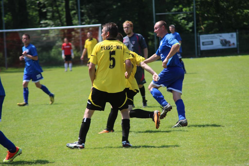 Klasa B: Kaczawa II - Korona 4:1 (2:1)