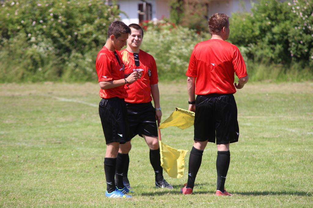 Klasa B: Czarni - Cicha Woda 7:3