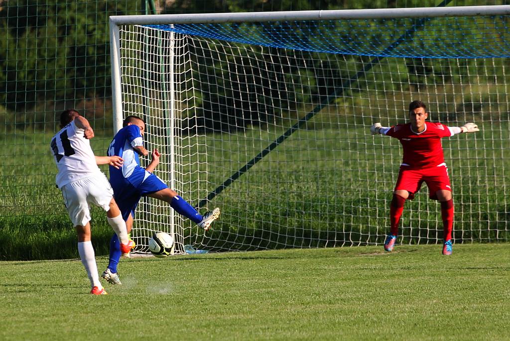 Okręgówka: Mewa - Iskra 2:5