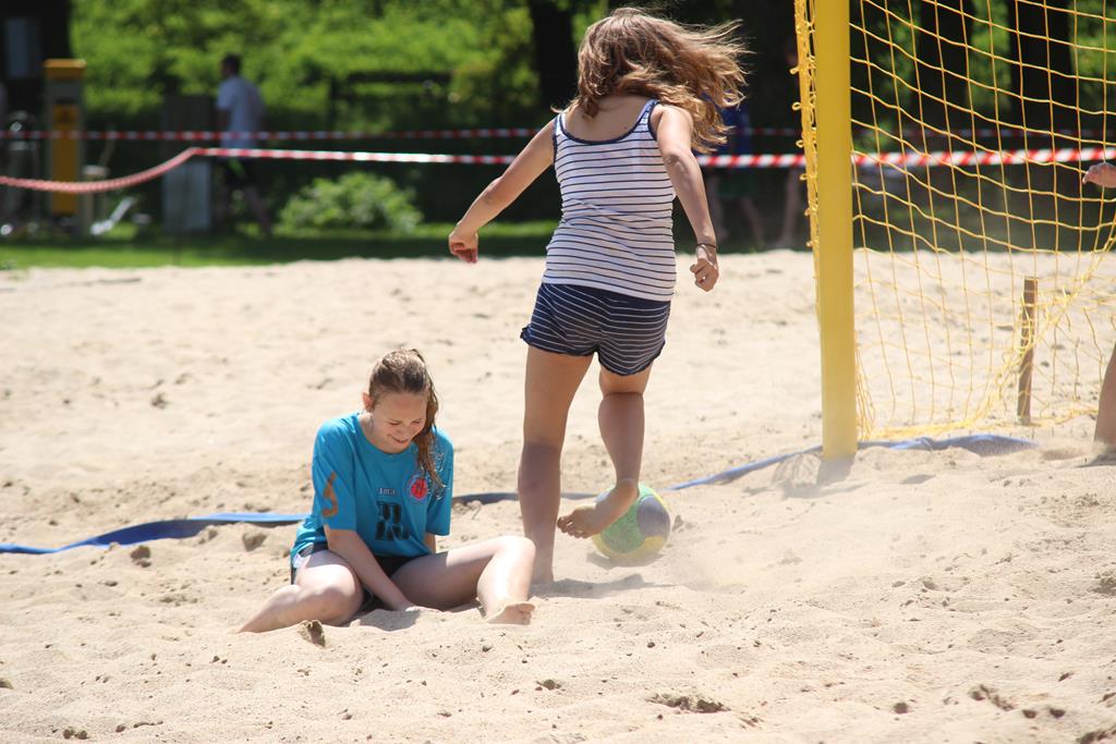 Kormoran Beach Party Gimnazjum - Bitwa na plaży - Legnica 2014 cz3