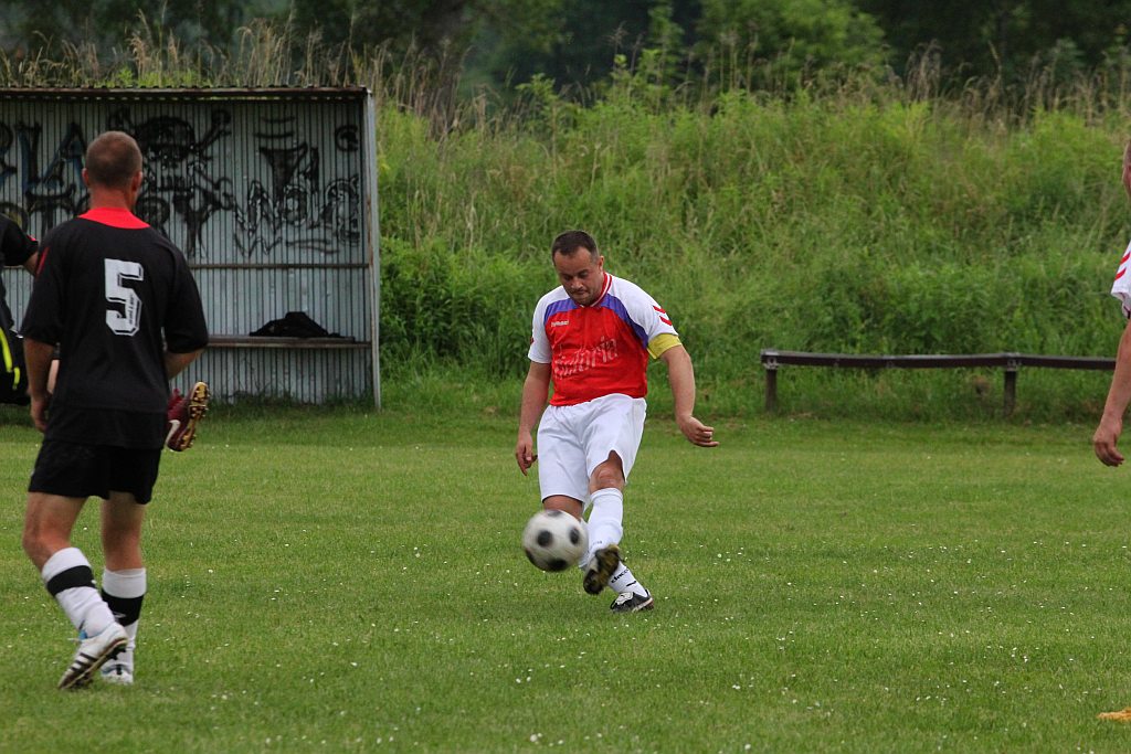 Klasa B: Victoria - Platan 3:5