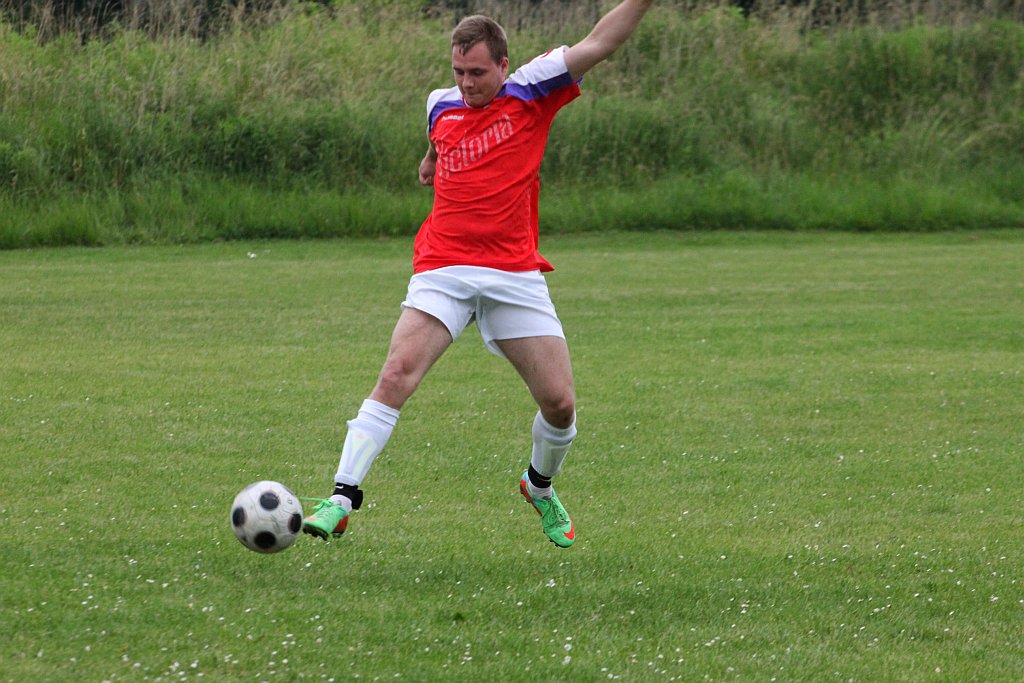 Klasa B: Victoria - Platan 3:5