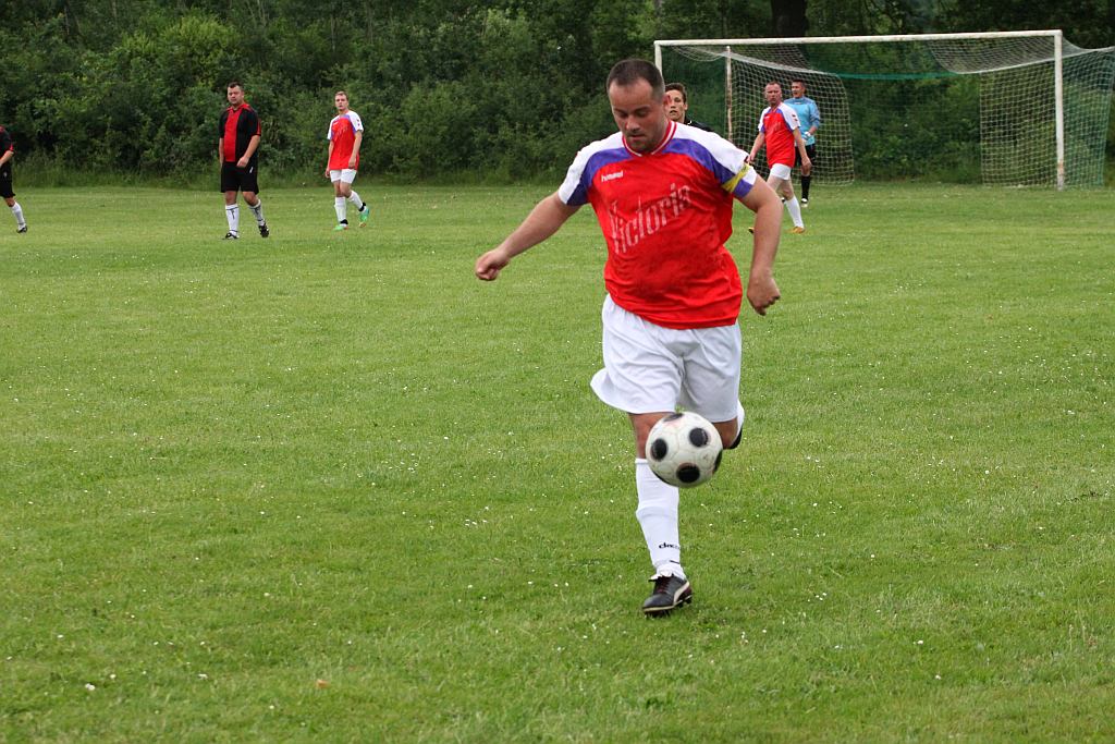 Klasa B: Victoria - Platan 3:5