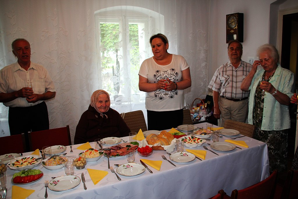 Jubilatka na sto dwa...lata