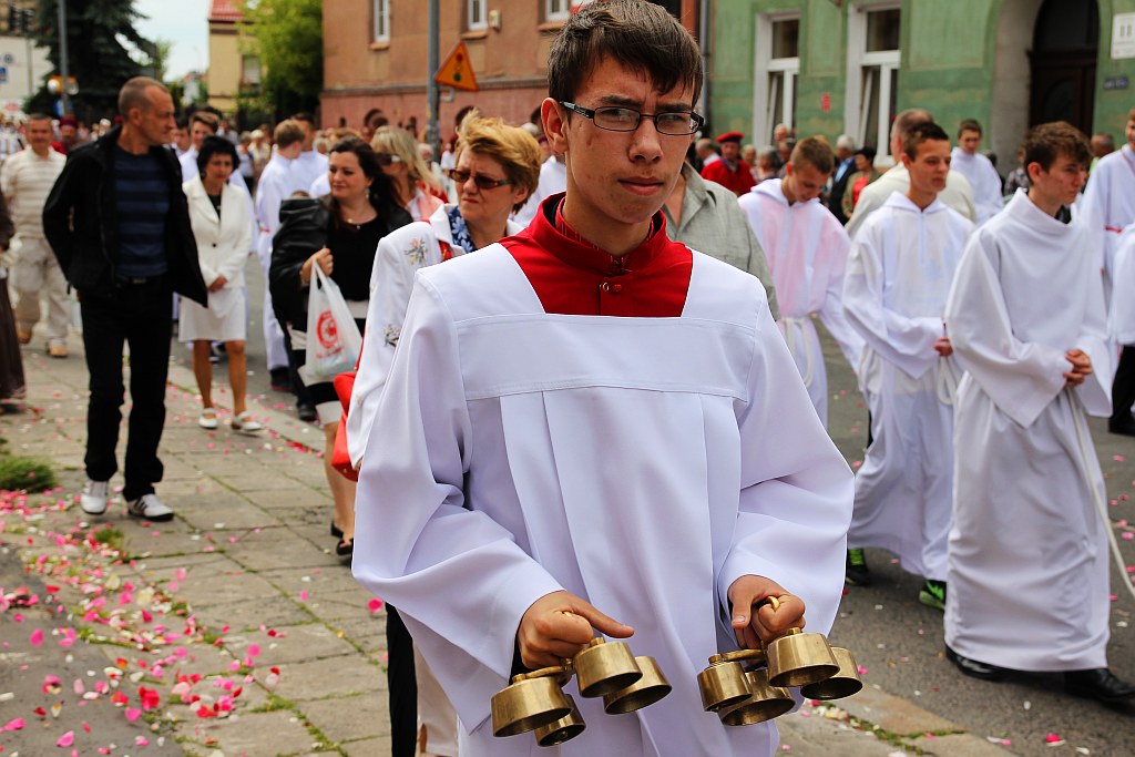 Msza i procesja z watykańskimi dostojnikami cz2
