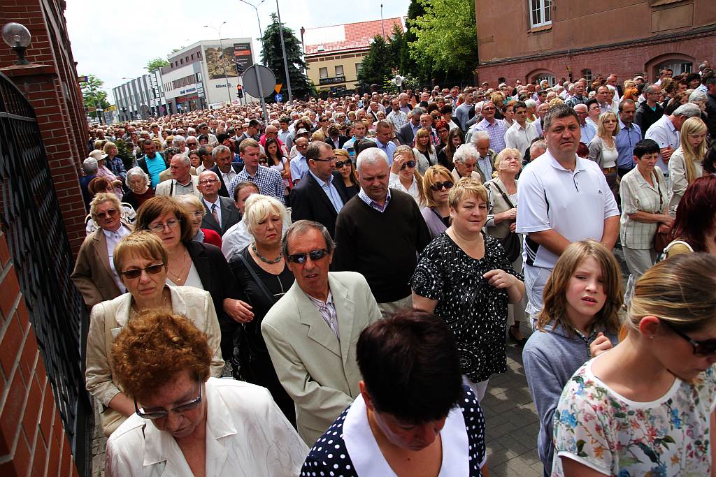 Msza i procesja z watykańskimi dostojnikami cz2