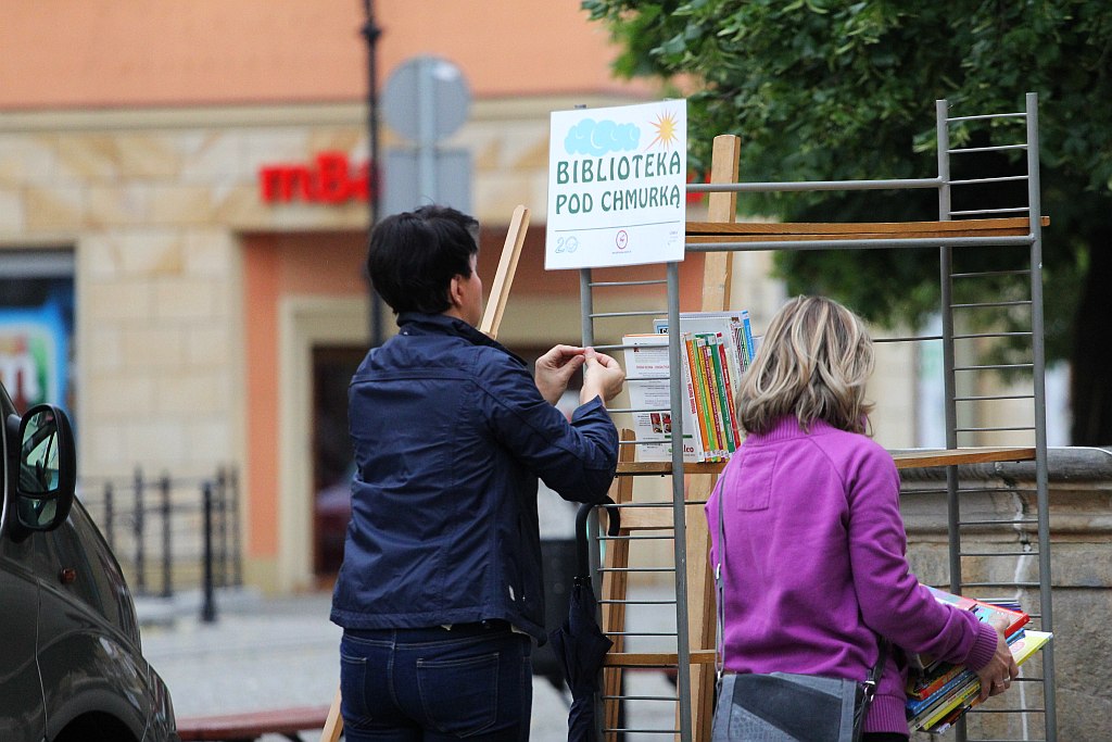 Warsztaty malarskie i Bazar kultury