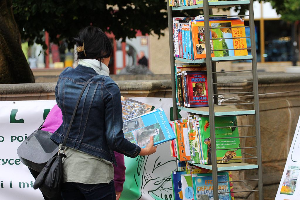 Warsztaty malarskie i Bazar kultury