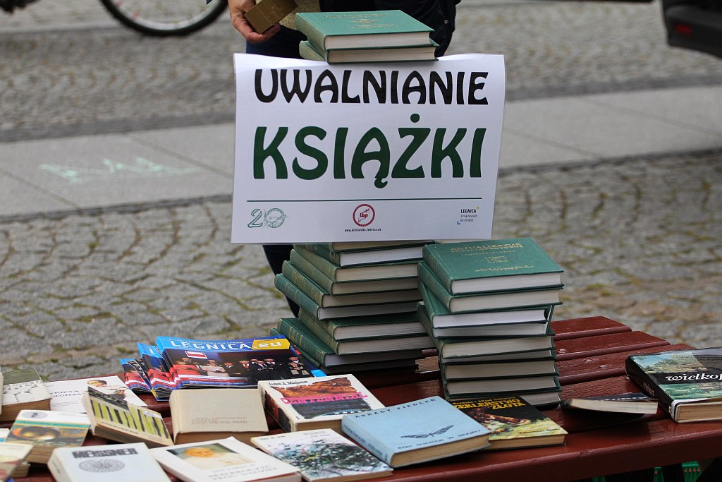 Warsztaty malarskie i Bazar kultury