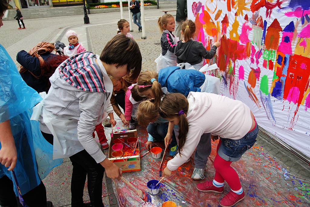 Warsztaty malarskie i Bazar kultury