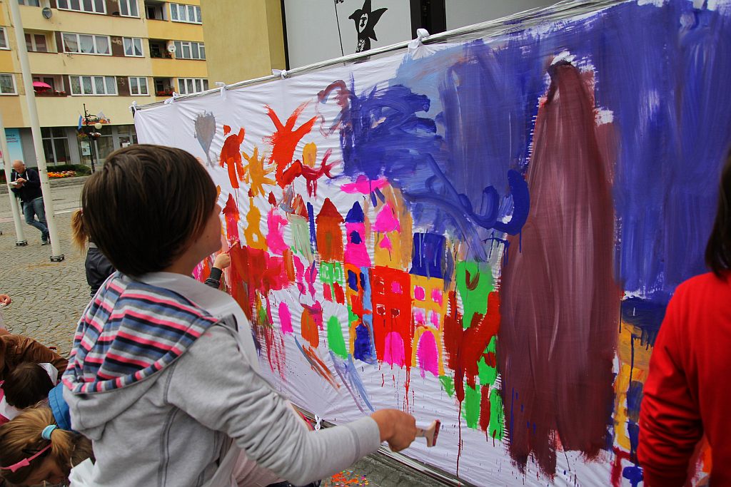Warsztaty malarskie i Bazar kultury
