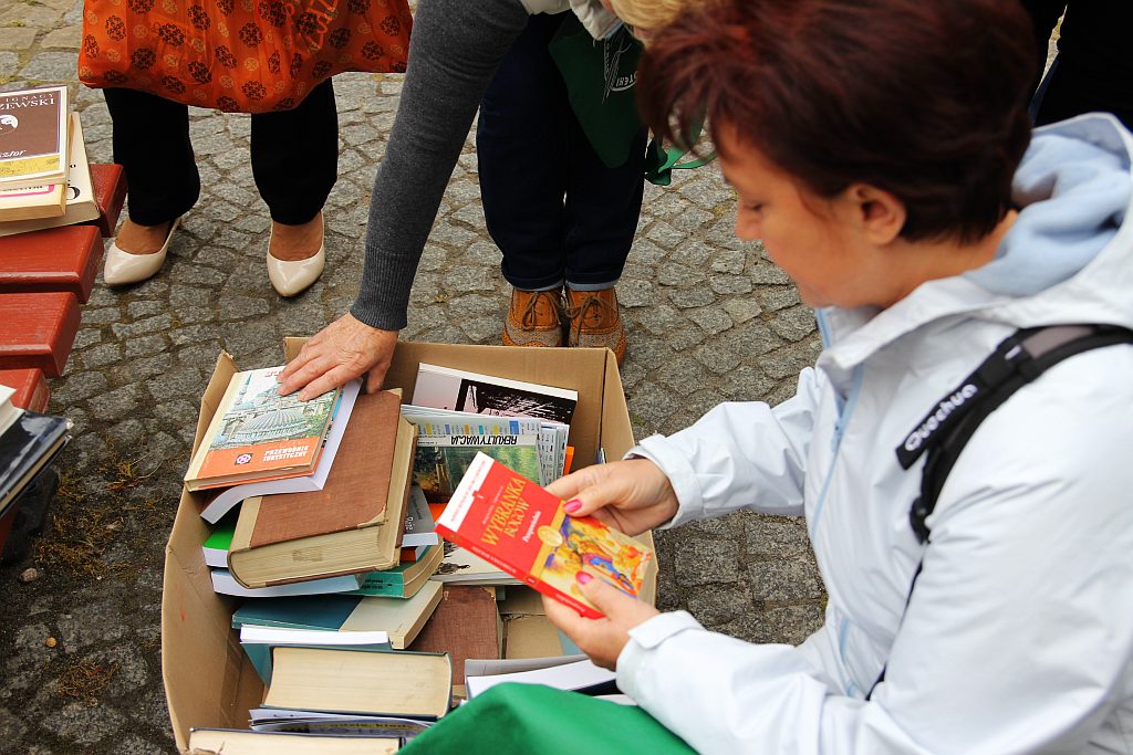 Warsztaty malarskie i Bazar kultury