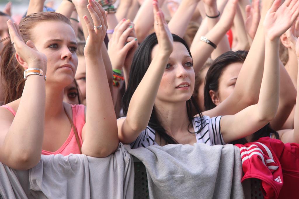 Raz, dwa, w górę ręce!