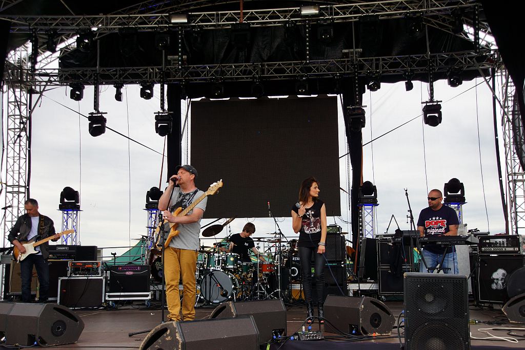 Struktura i Photony na początek końca