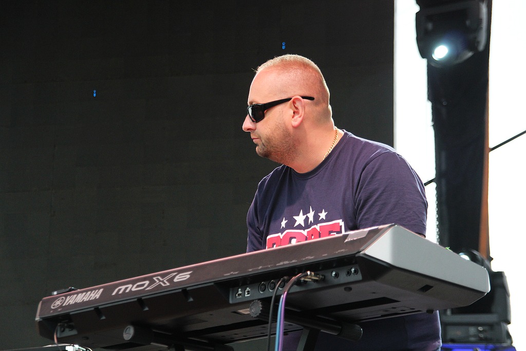 Struktura i Photony na początek końca