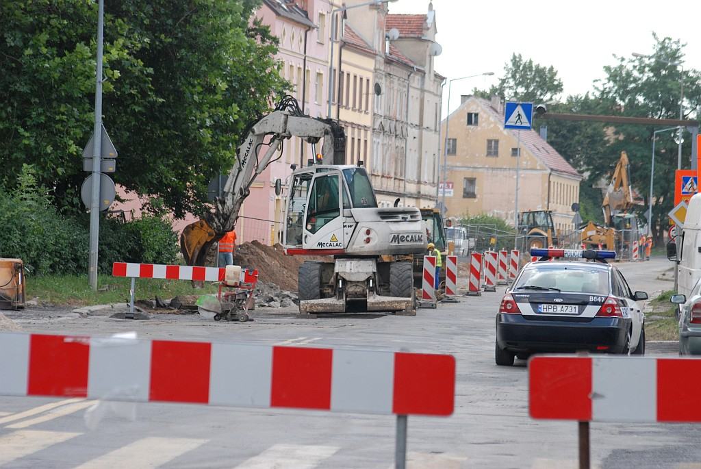 Remont skrzyżowania ulic Jaworzyńskiej i Grabskiego