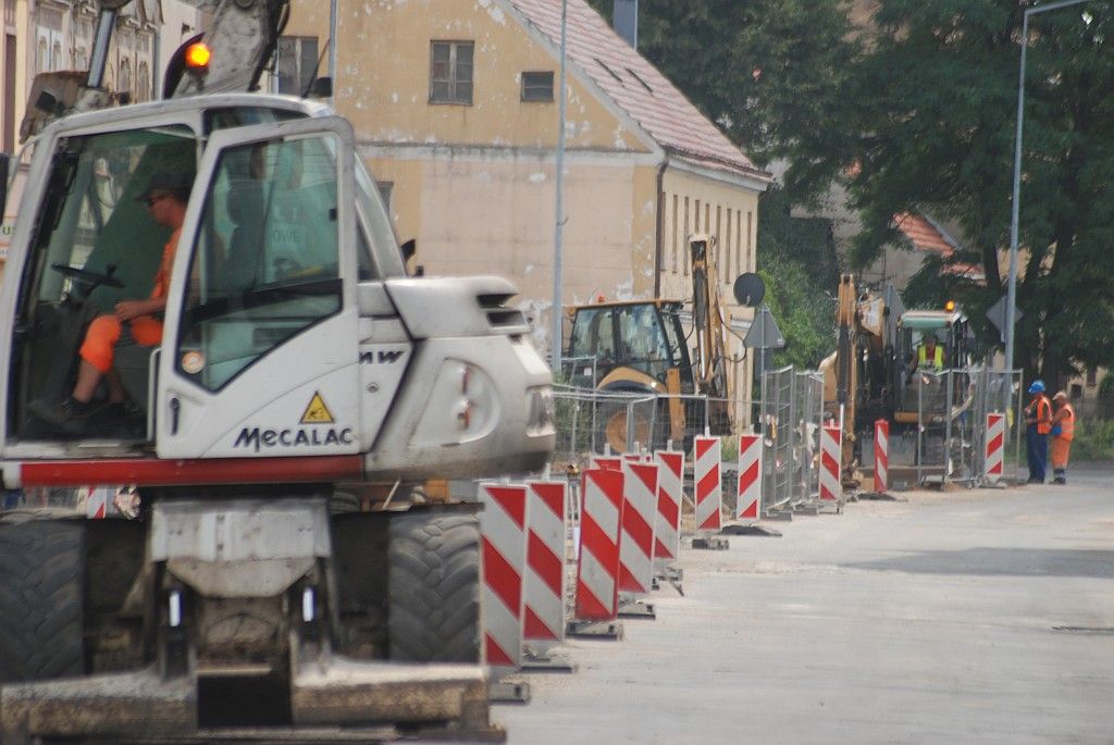 Remont skrzyżowania ulic Jaworzyńskiej i Grabskiego