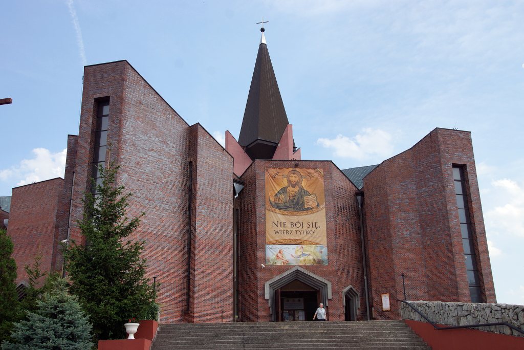 Poświęcili auta w parafii na Koperniku