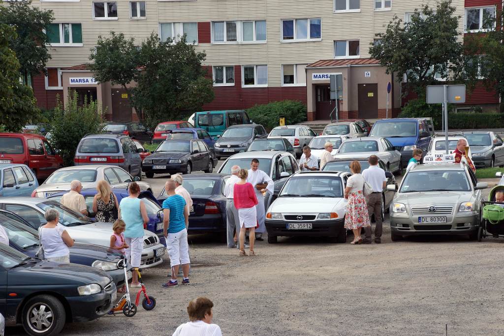Poświęcili auta w parafii na Koperniku