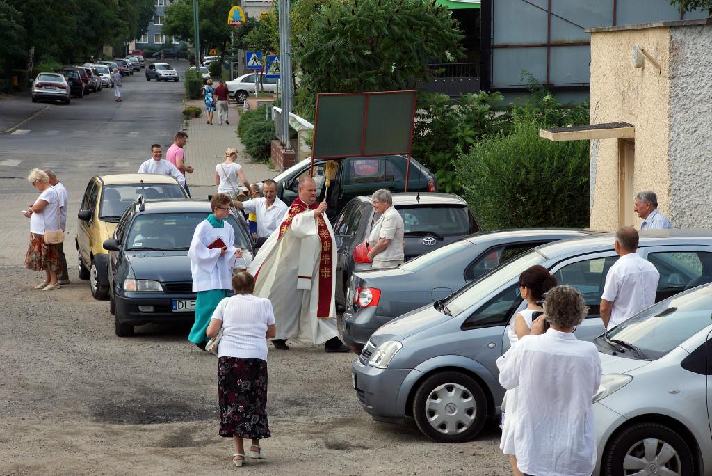 Poświęcili auta w parafii na Koperniku