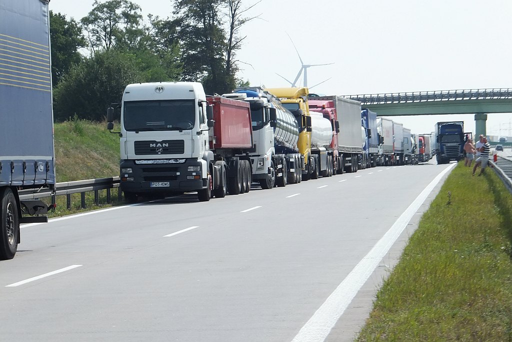 Wypadek na A4. Są gigantyczne korki!