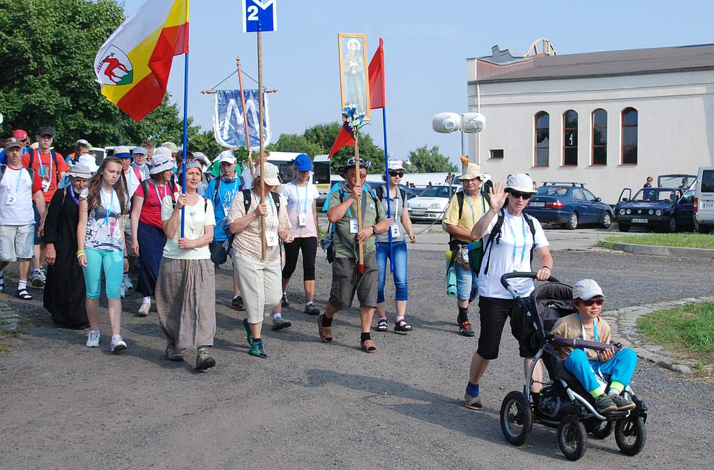 Legnicka pielgrzymka ruszyła na Jasną Górę