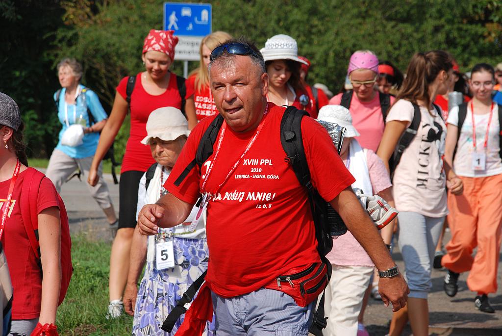 Legnicka pielgrzymka ruszyła na Jasną Górę