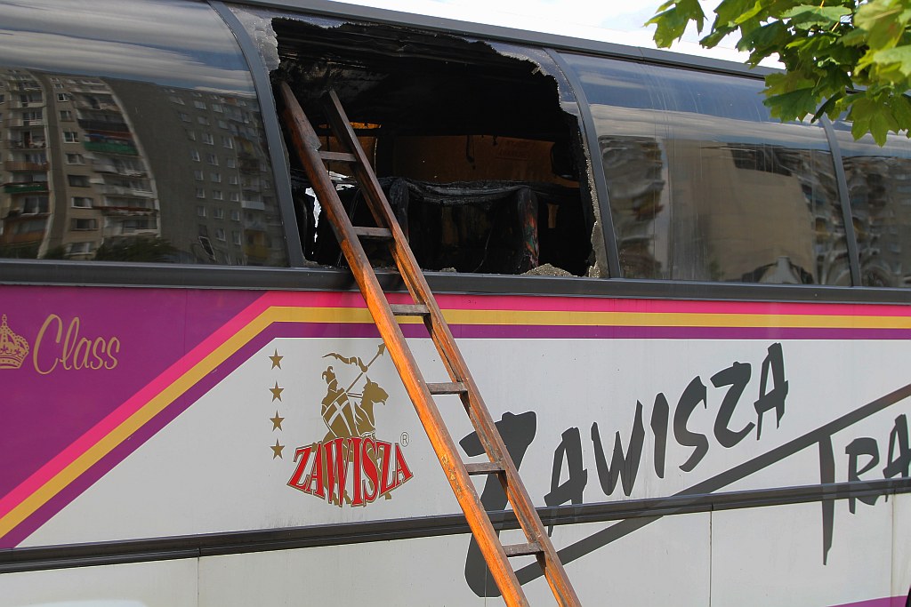Autobus Zawiszy w ogniu