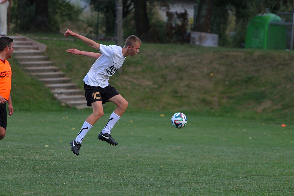 Sparing: Błękitni - Ikar 4:3 (1:0)