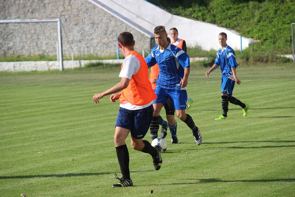 Sparing: Konfeks - Błękitni 7:1 (2:0)