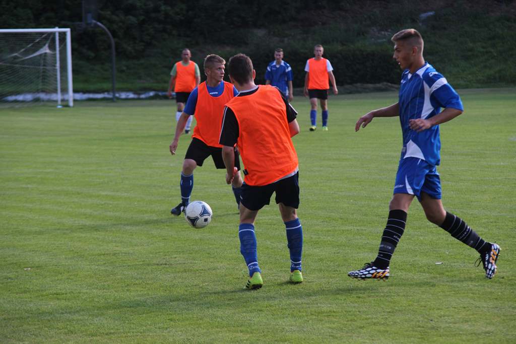 Sparing: Konfeks - Błękitni 7:1 (2:0)