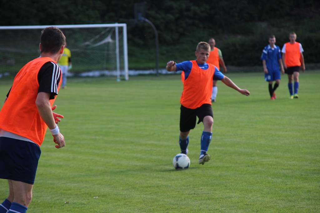 Sparing: Konfeks - Błękitni 7:1 (2:0)