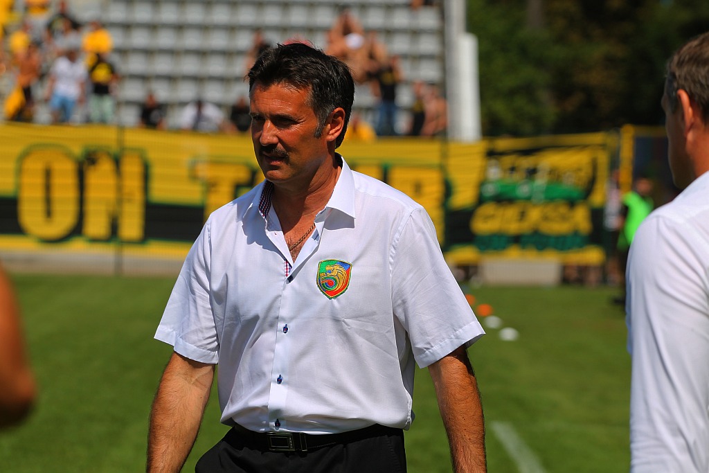 Miedź z klasą, golami i kompletem punktów