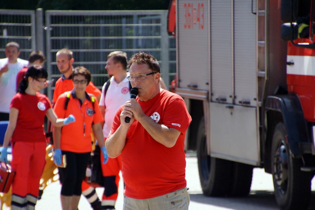 Pokaz ratownictwa na Stadionie im.Orła Białego