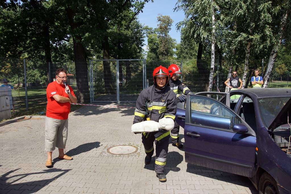 Pokaz ratownictwa na Stadionie im.Orła Białego