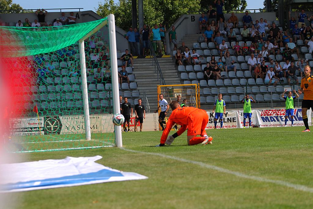 Miedź z klasą, golami i kompletem punktów