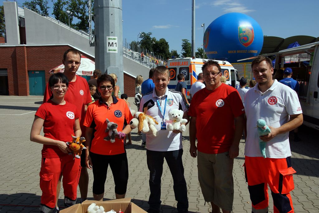 Pokaz ratownictwa na Stadionie im.Orła Białego