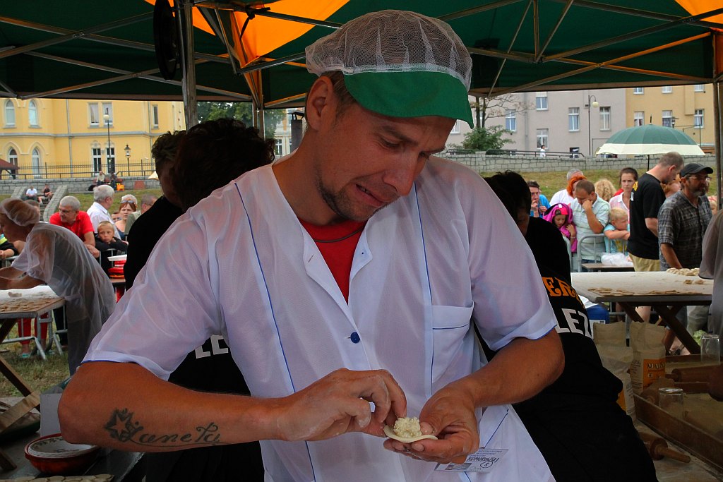 Zakaczawie się bawi i wcina pierogi